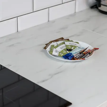 Modern Center By Renters *