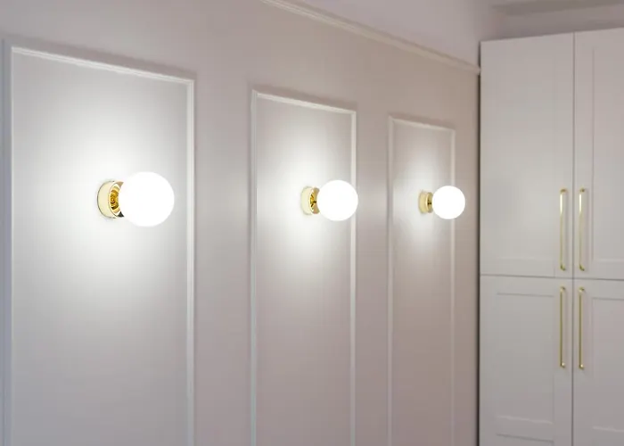 Modern Center By Renters דירה *